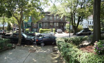 Enlarge photo 3