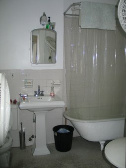 Enlarge photo 12