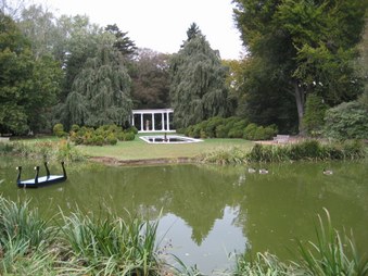 Enlarge photo 12