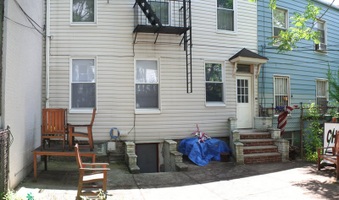 Enlarge photo 2