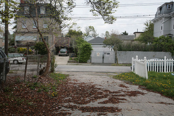Enlarge photo 16