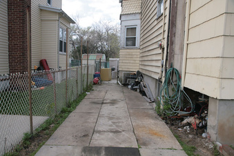Enlarge photo 10