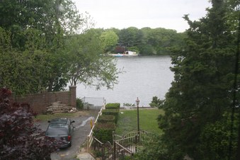 Enlarge photo 24