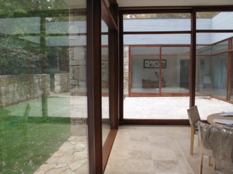 Enlarge photo 51
