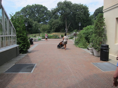 Enlarge photo 38