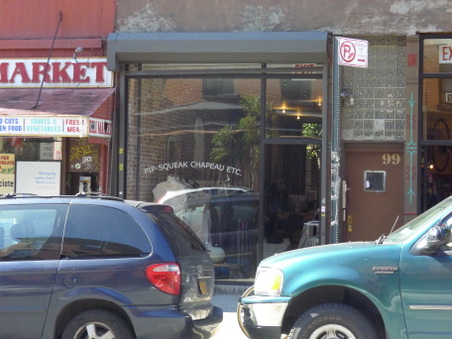 Pip-Squeak Chapeasu (Greenpoint-Milton)