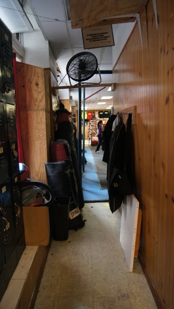 Enlarge photo 16