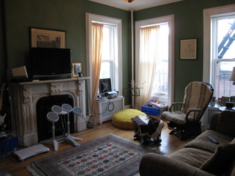 Enlarge photo 13