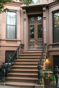 208 Garfield Place