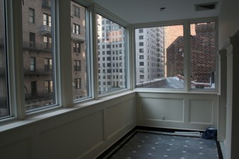Enlarge photo 33