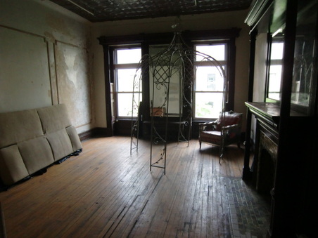 Enlarge photo 16