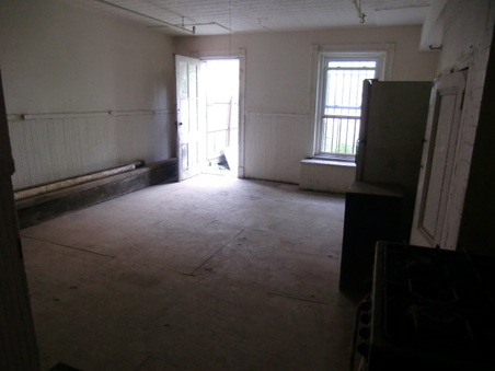 Enlarge photo 37