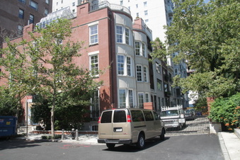 Enlarge photo 4