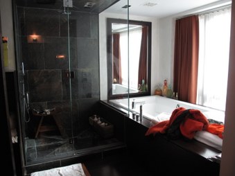 Enlarge photo 13