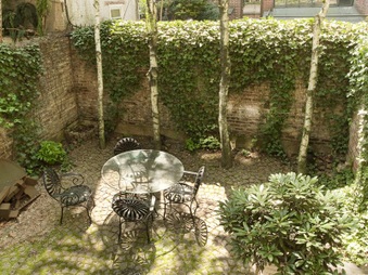 Enlarge photo 17