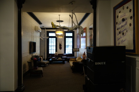 Enlarge photo 44