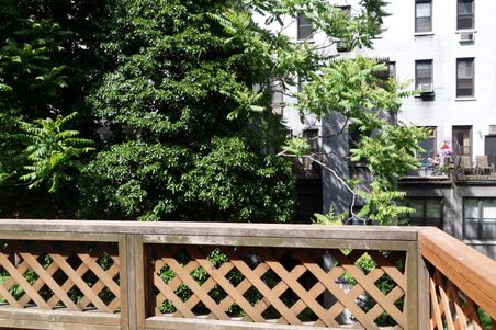 Enlarge photo 91