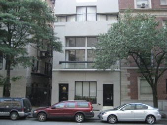 870 PARK AVE