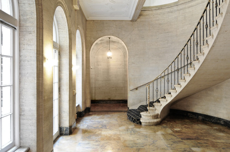 Enlarge photo 32