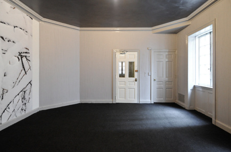 Enlarge photo 68