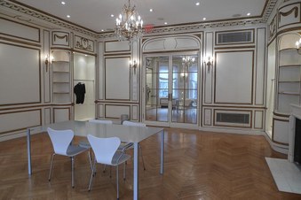 Enlarge photo 30