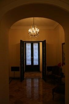 Enlarge photo 3
