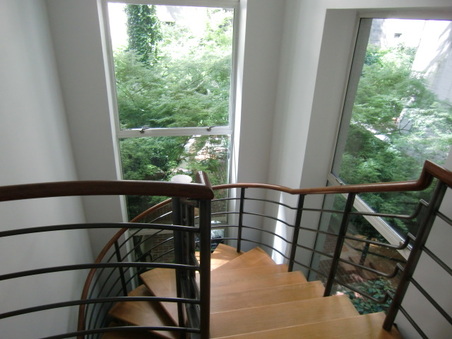 Enlarge photo 23