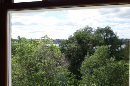Enlarge photo 90