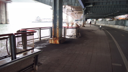 Enlarge photo 13