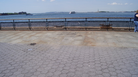 Enlarge photo 1