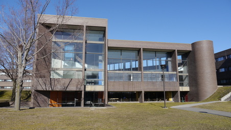 SUNY Purchase - Cafeteria