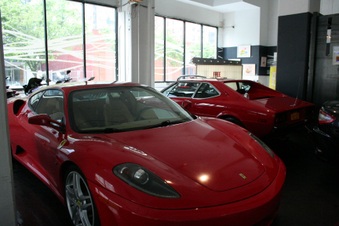 Enlarge photo 12