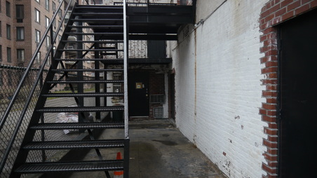 Enlarge photo 19