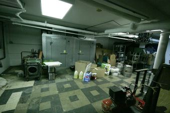 Enlarge photo 17