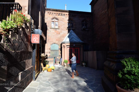 Enlarge photo 6
