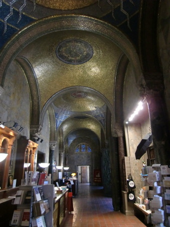 Enlarge photo 35