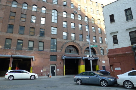 Enlarge photo 14