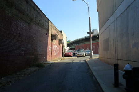 Enlarge photo 15