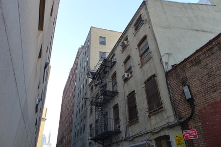 Enlarge photo 22