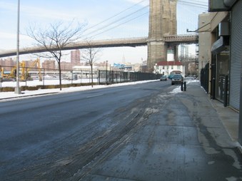 Enlarge photo 16