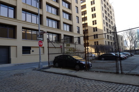 Enlarge photo 9