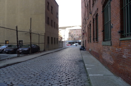 Enlarge photo 13