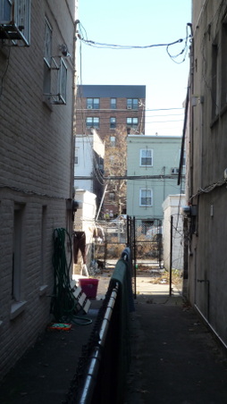 Enlarge photo 12