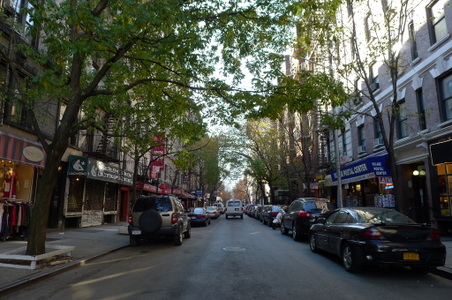THOMPSON b/t w 3rd & Bleecker