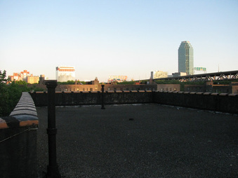 Enlarge photo 27
