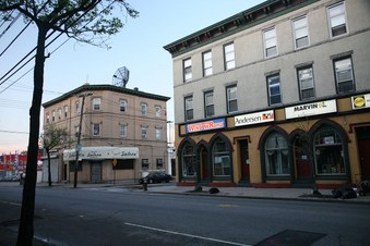 Enlarge photo 17