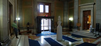 Enlarge photo 93