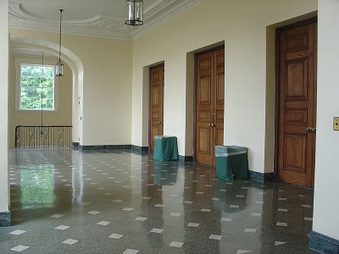 Enlarge photo 29