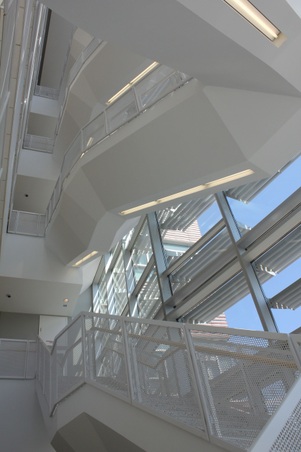 Enlarge photo 19