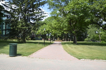 Enlarge photo 90